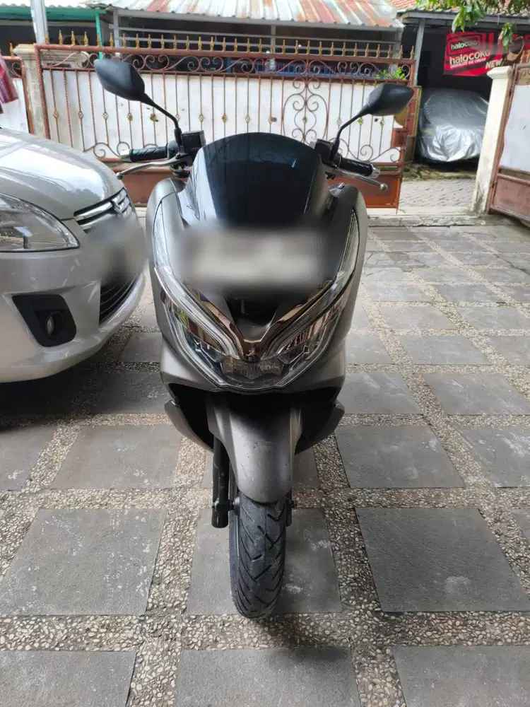 Honda PCX 2020 Abu-Abu ABS