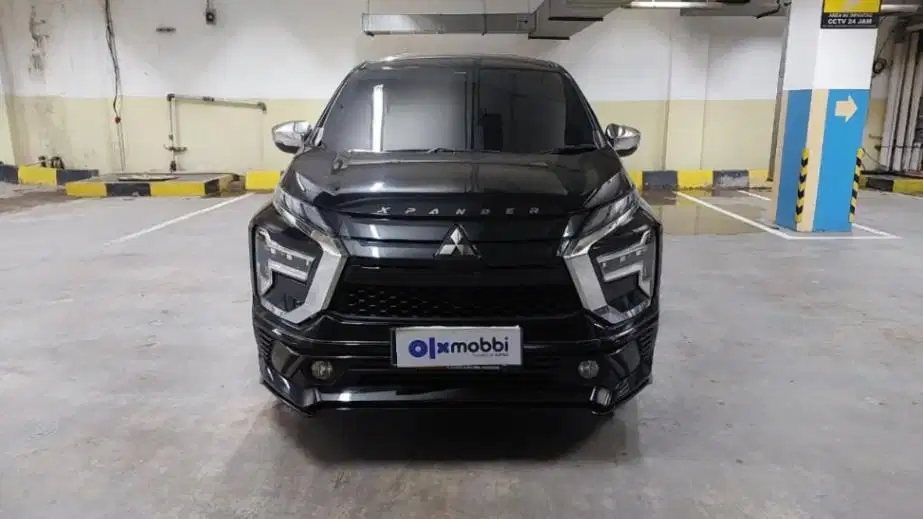 DP MURAH Mitsubishi Xpander 1.5 Ultimate Bensin-AT 2022 Hitam CSAWD