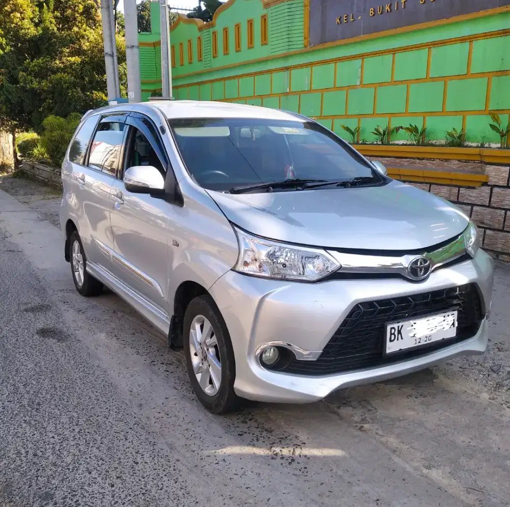 DIJUAL AVANZA VELOZ 2017 DES