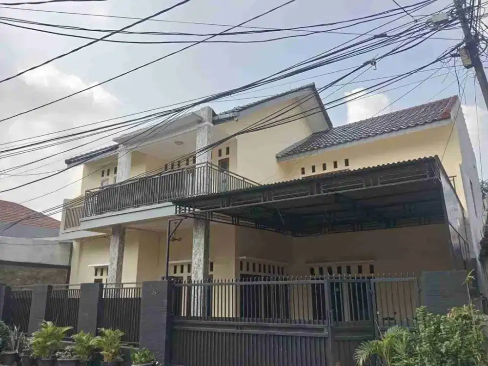 DIJUAL RUMAH DI MATRAMAN JAKARTA TIMUR 4 KT