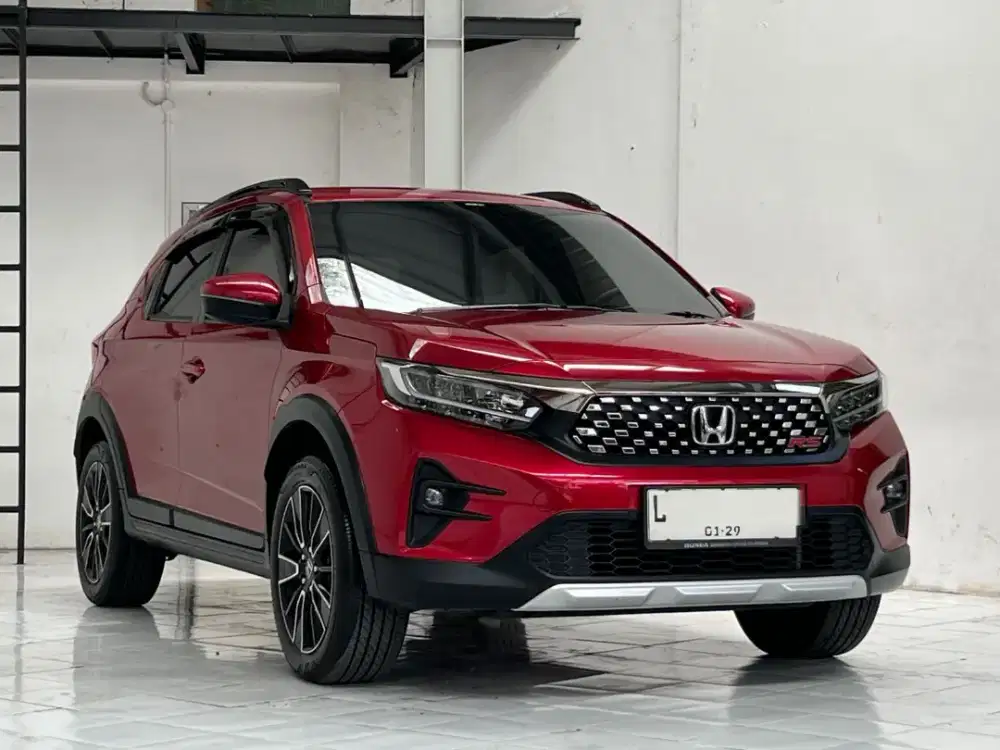 HONDA WRV RS CVT 2023 ANTIK LOW KM