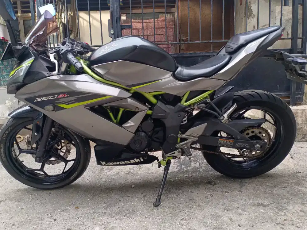 Kawasaki Ninja 250CC Mono fi Tahun 2018 Pajak2027 Mesin Halus SiapGass