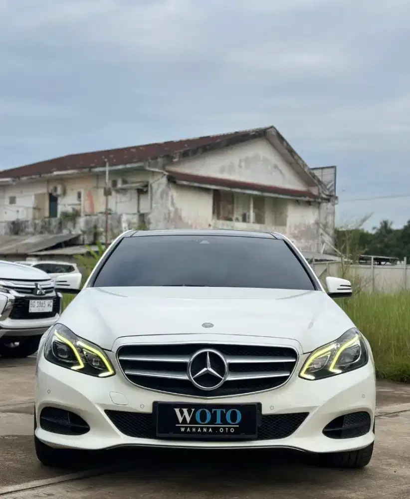 Mercedez Benz E250 CBU Avantgarde AT 2013 Facelift