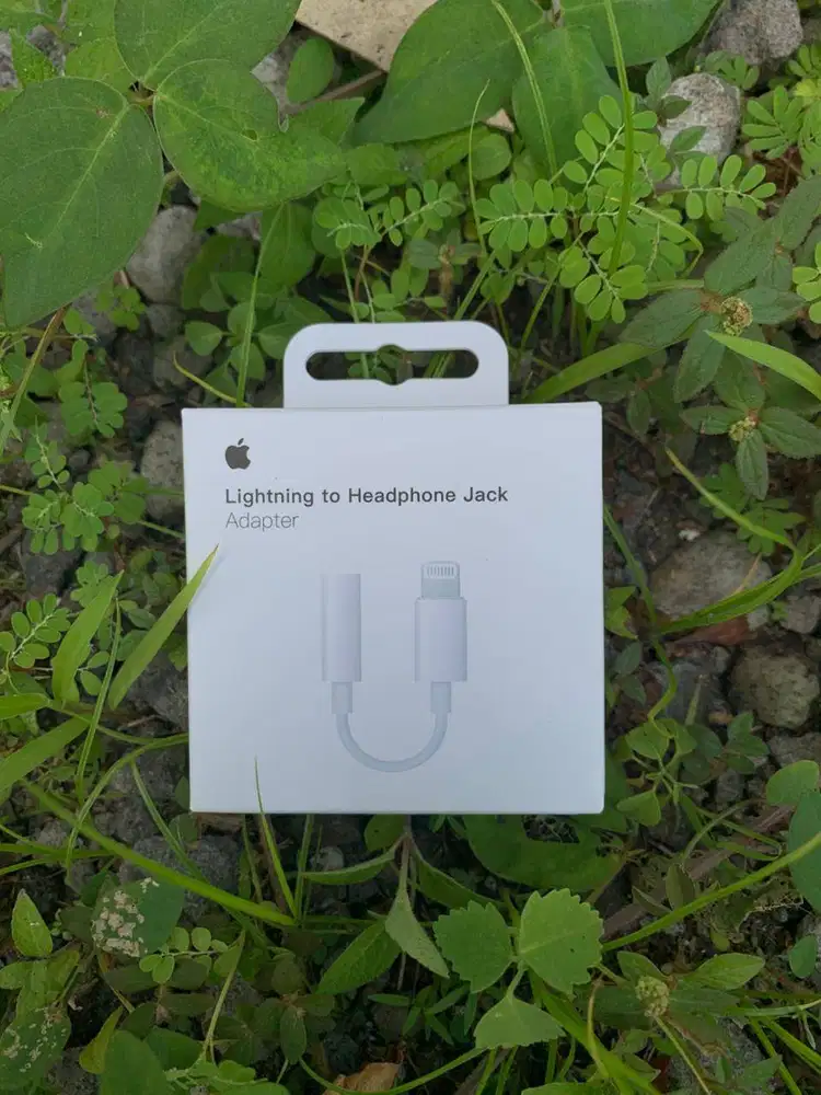 Adapter Converter Lightning to Headphone Jack ORIGINAL APPLE