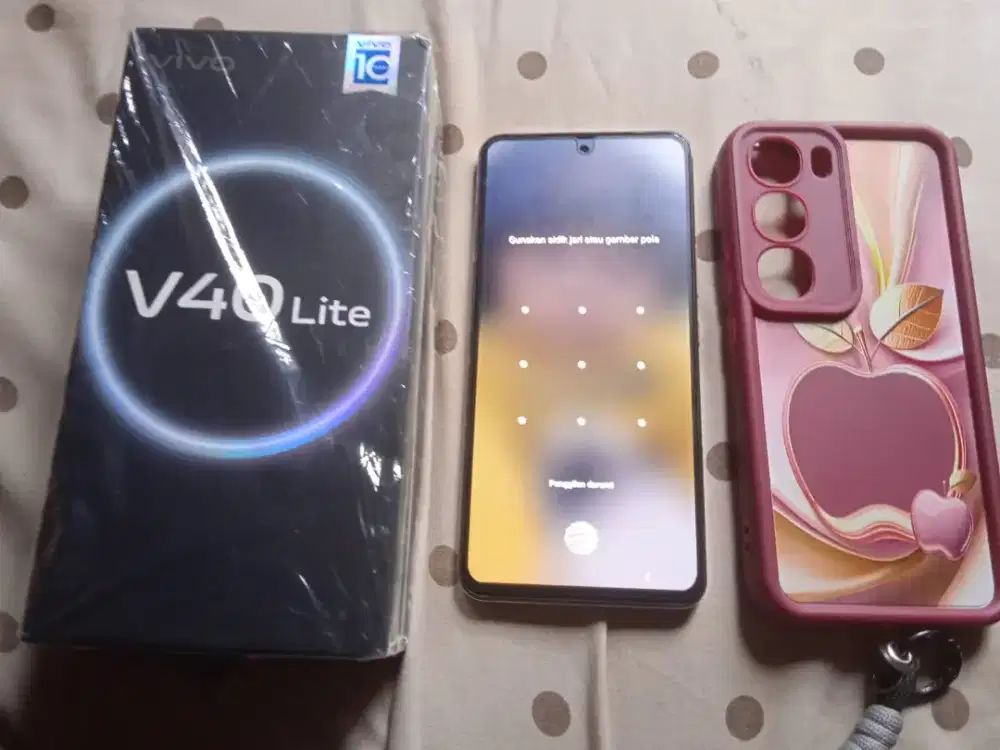 Vivo v40 lite 8/128