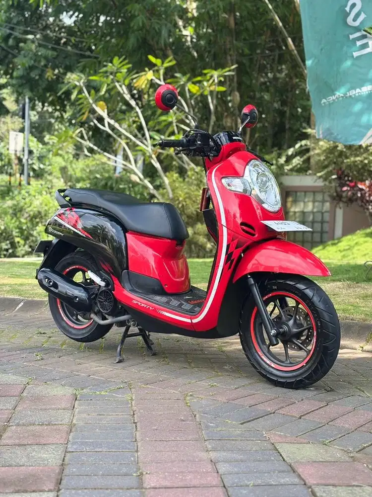 Honda Scoopy Sporty 2018 Merah Hitam Odo 22rb Koko Motor