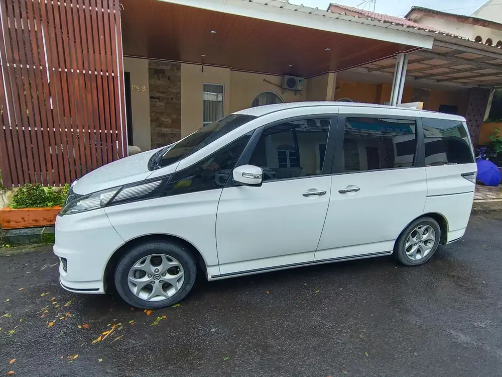 Mazda Biante 2013 Bensin