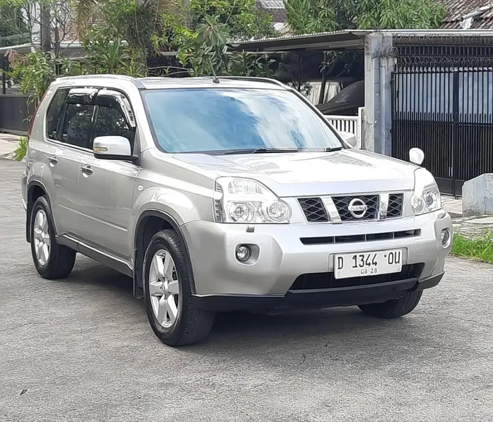 Nissan XTRAIL ST 2.5 AT 2011 FACELIFT LowKM 102rb ISTIMEWA BANDUNG