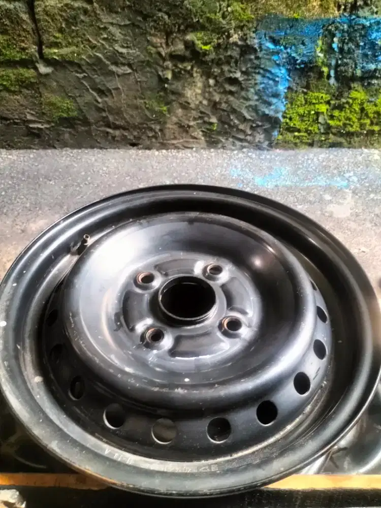 Pelek kaleng ring 14 Avanza