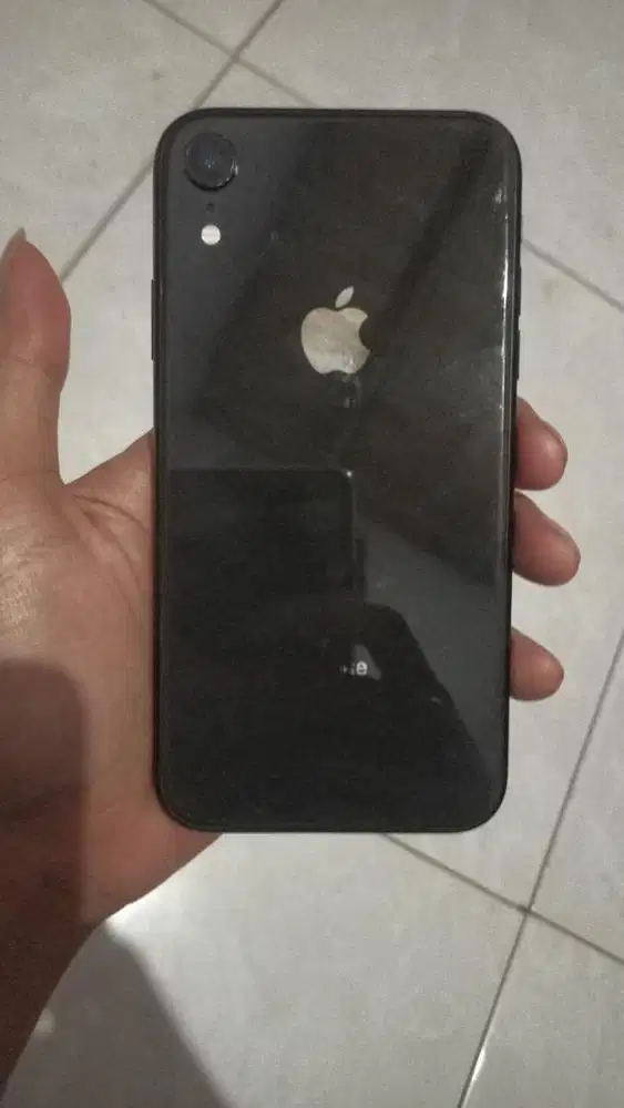 Iphone XR 64 Gb Hitam