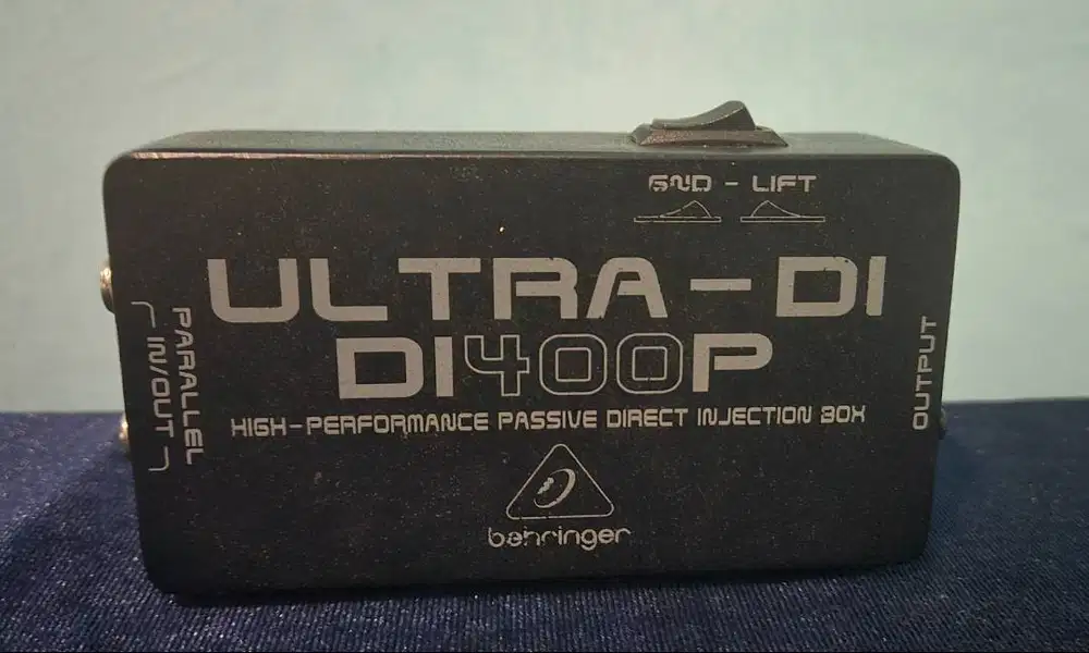 Behringer DI Box Ultra DI-400P