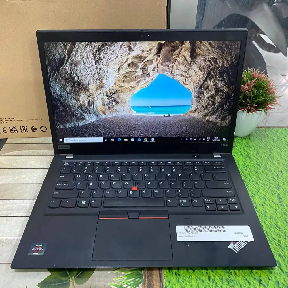 Lenovo Thinkpad T495s Ryzen 5 PRO 3500U 16GB 256GB Touchscreen Win 11