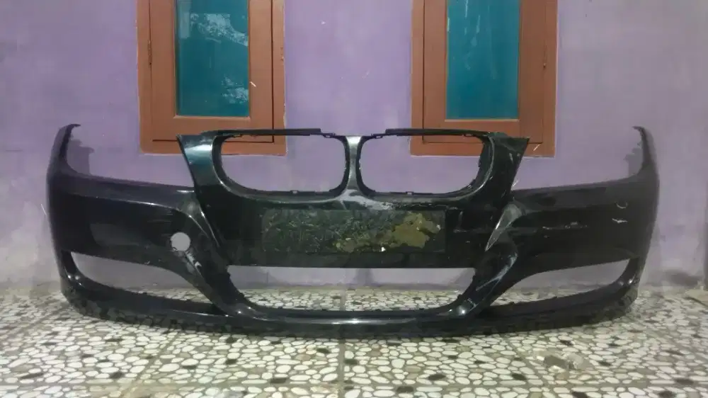 Bumper depan BMW E90 Facelift 2009-2011 Original