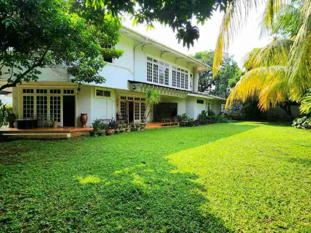 RUMAH MEWAH DIJUAL di JL KERTANEGARA KEBAYORAN BARU