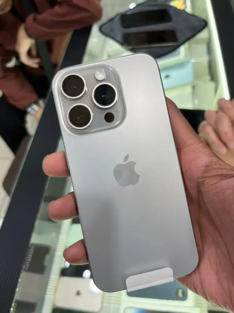 kredit iphone 15 Pro 128 ibox Like new proses cepat
