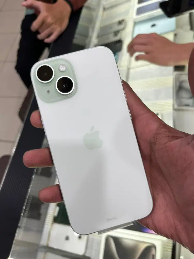 kredit iphone 15 256GB garansk On bh 99 ibox Like new proses cepat