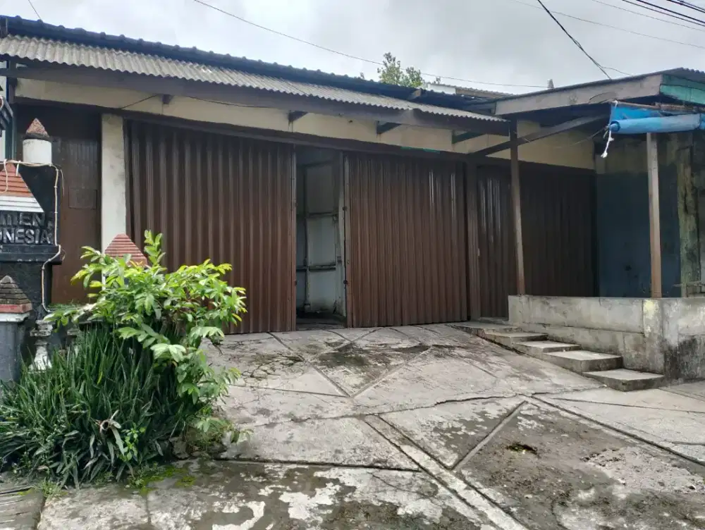 DIJUAL Ruko Pinggir Jalan area Tugu Krapyak semarang.  LT: 200m2