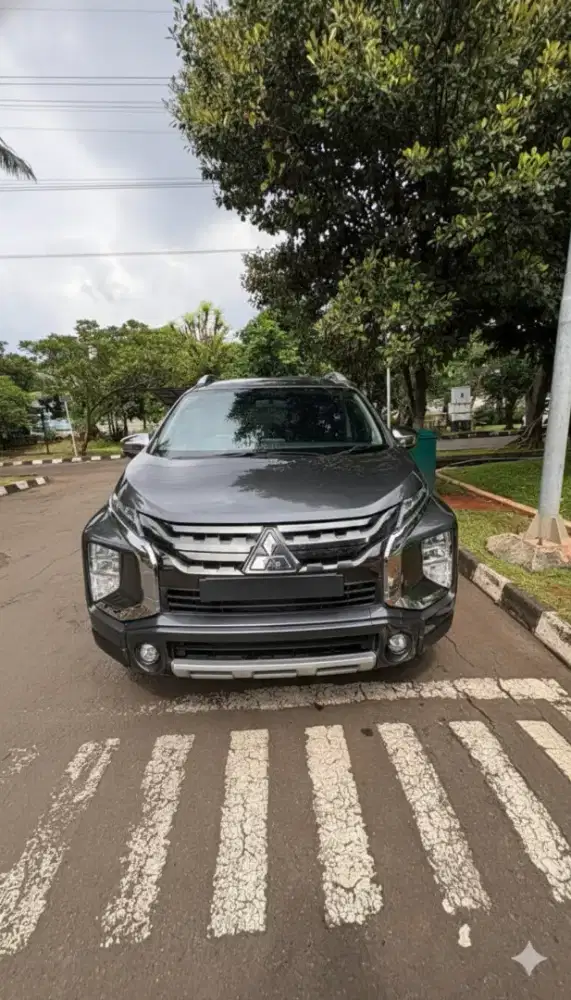 Mitsubishi Xpander Cross AT