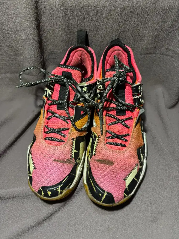 Sepatu basket nike wb pria