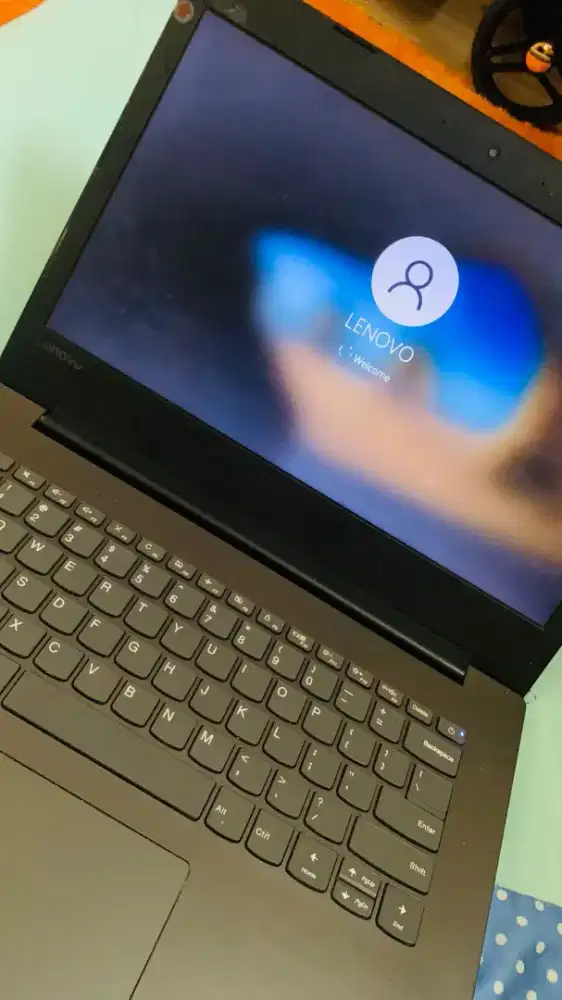Lenovo Ideapad 330