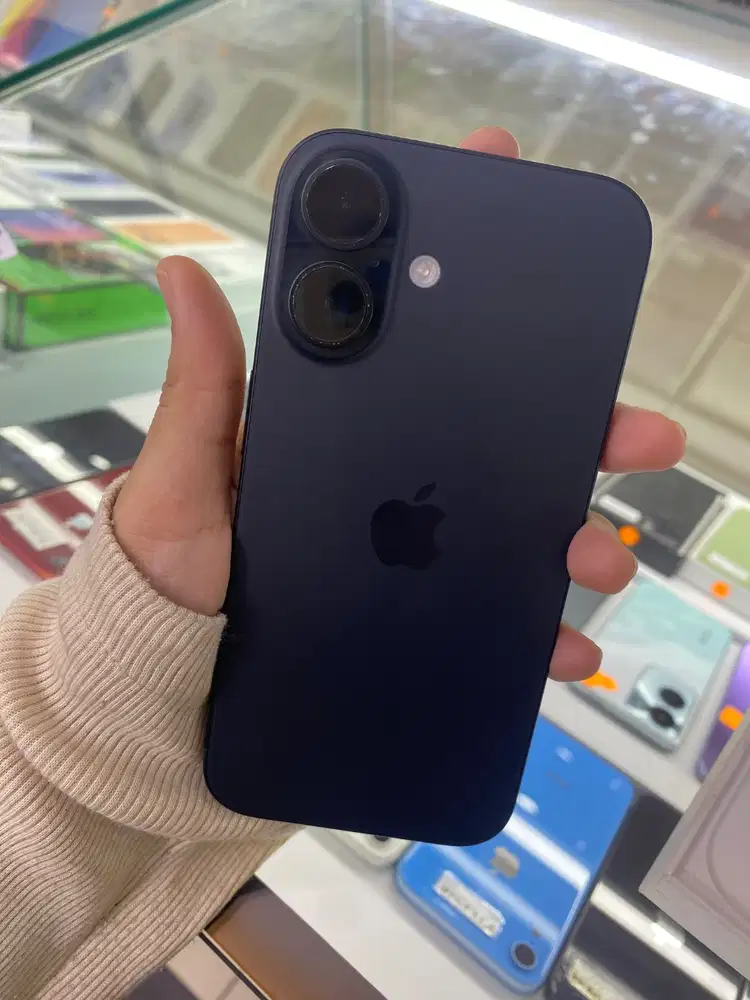 Second iPhone 16 128GB