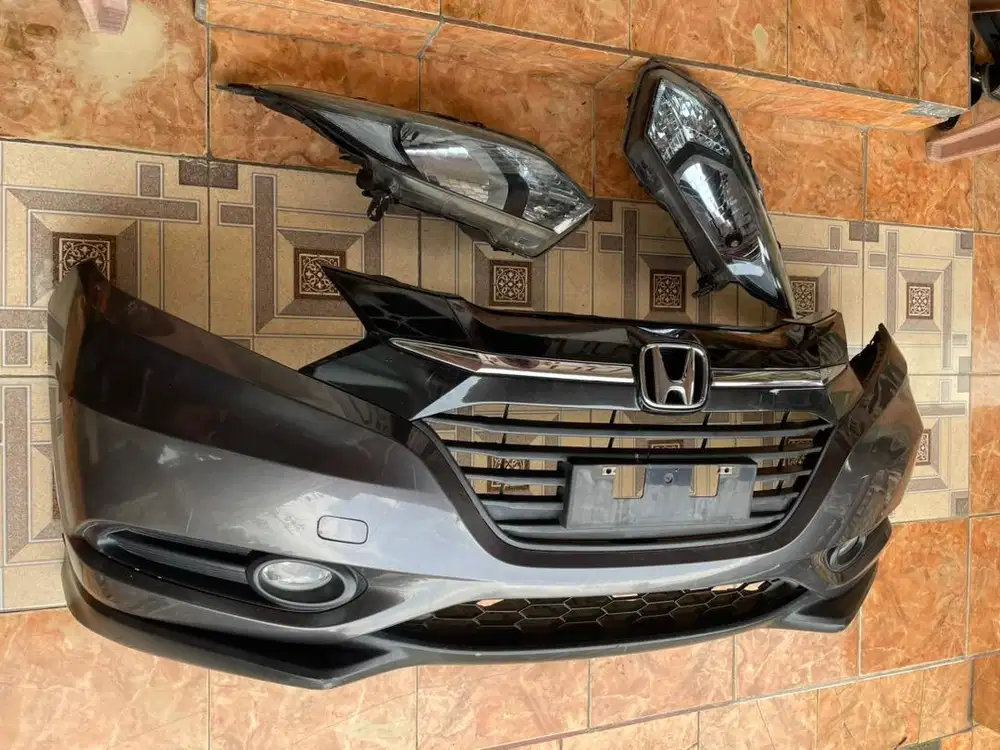 Bumper set komplit dan headlamp hrv