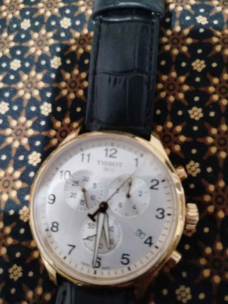 jam tangan tissot