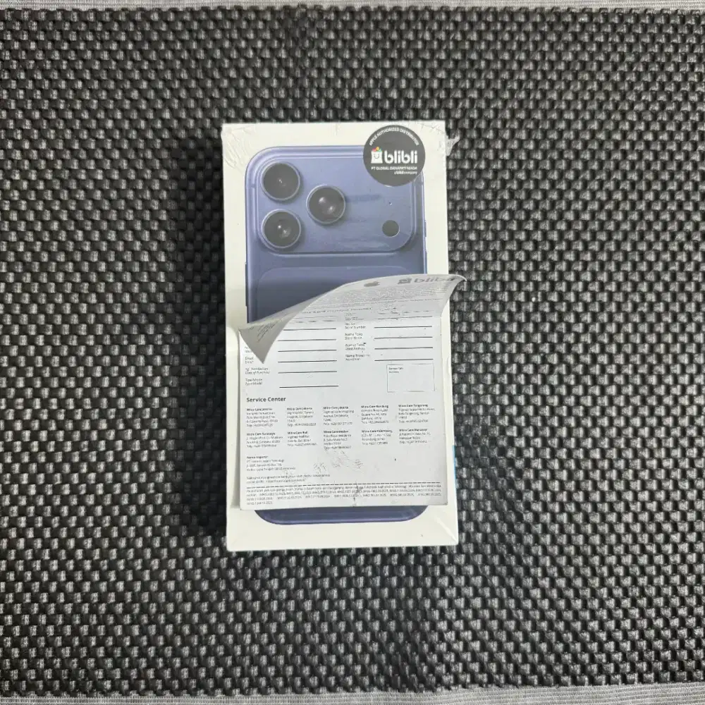 Iphone 17 pro deep blue  256 GB