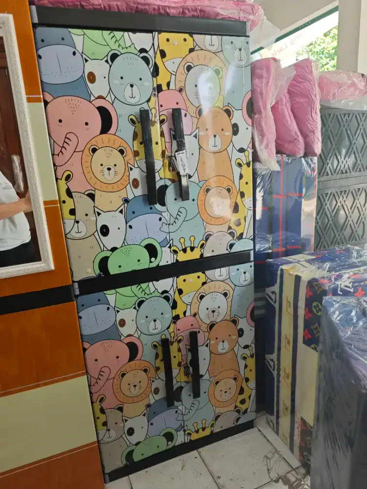 Lemari Plastik Orlando Full Hambalan