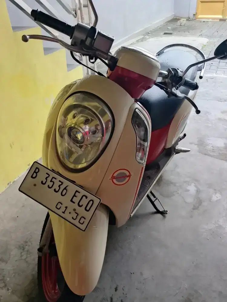 Dijual Honda Scoopy 2013