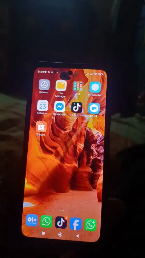 Di cari di beli hp rusak segala kondisi sebagai berikut