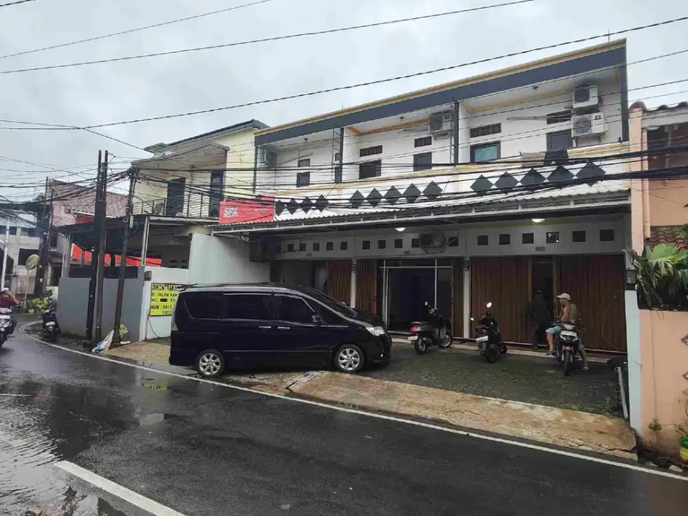 Ruko 2 lantai, Strategis untuk Kantor di Tanjung Barat, Jaksel