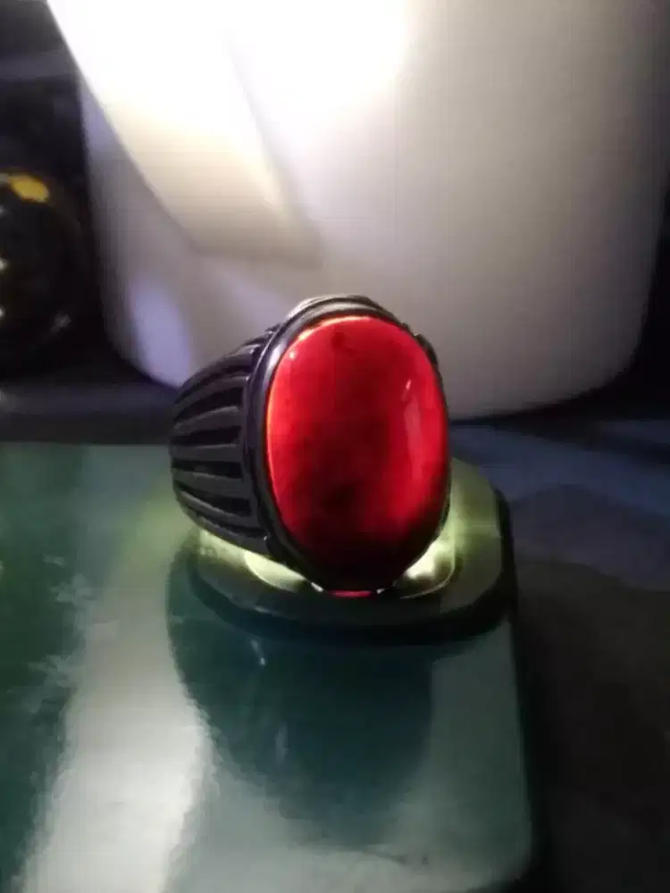 Cincin Yaman Wulung Cibeet Hitam Senter Merah