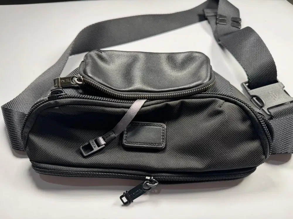 Tumi Original Alpha Bravo Colombus Utility Waist Bag