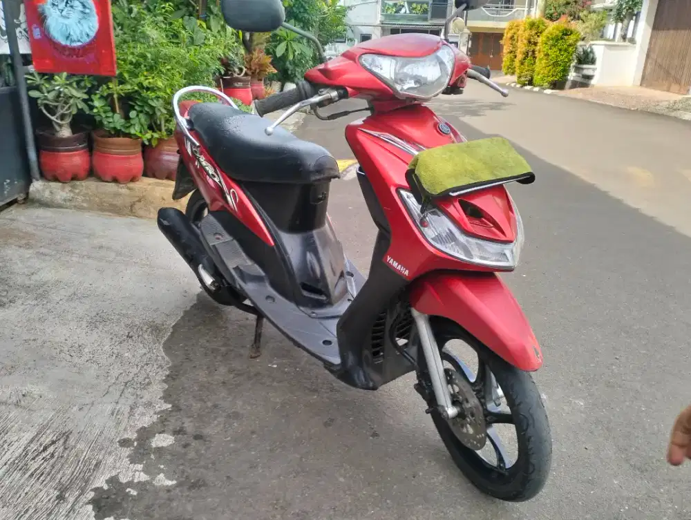 Mio smile 2010 tangan pertama ss BPKB STNK faktur