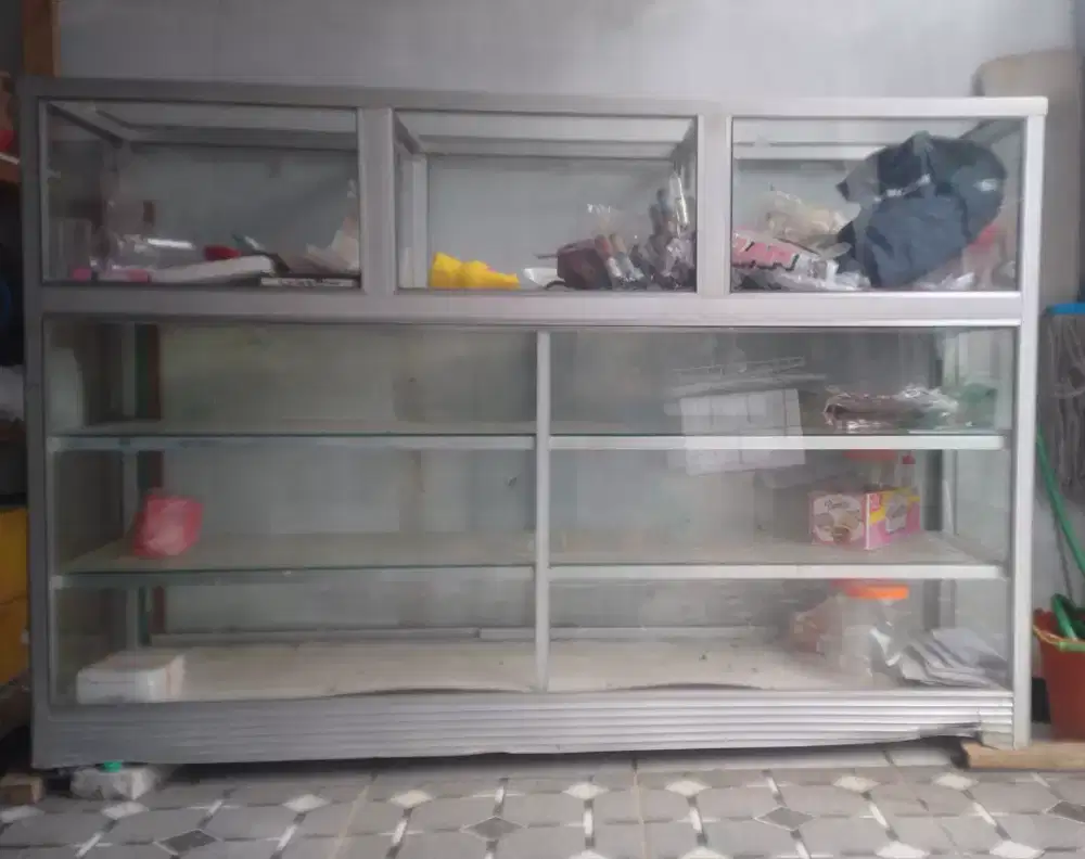 Etalase kaca murah untuk beras dan lain2..