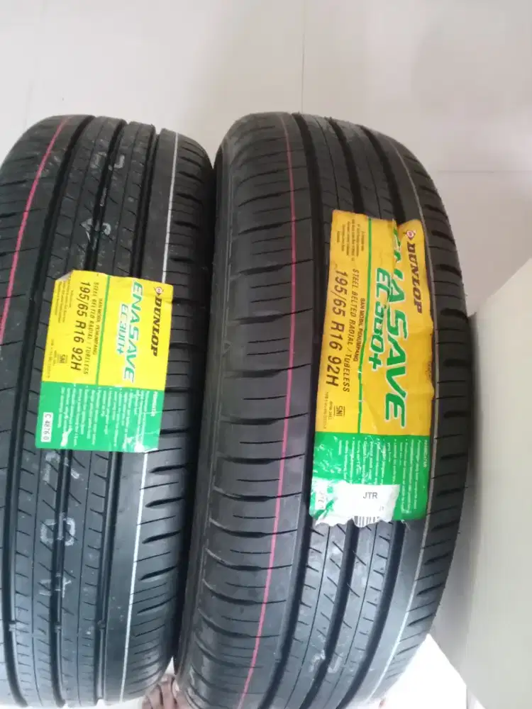 Jual cepat 2 ban Dunlop baru