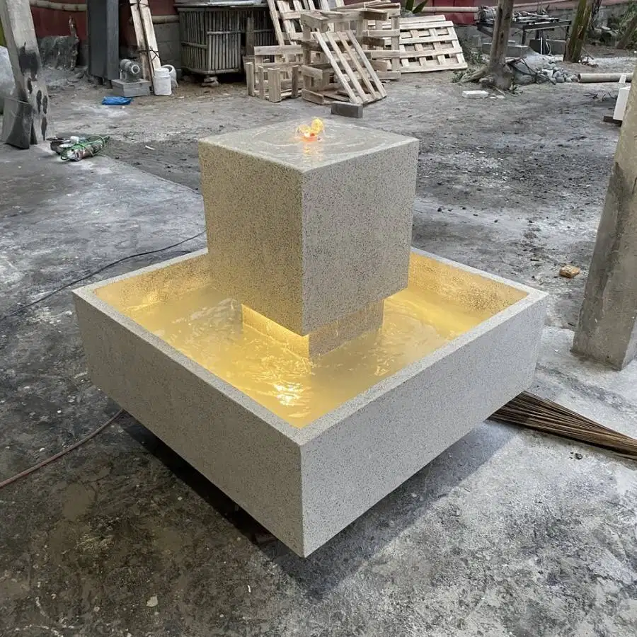 Kolam air mancur bold