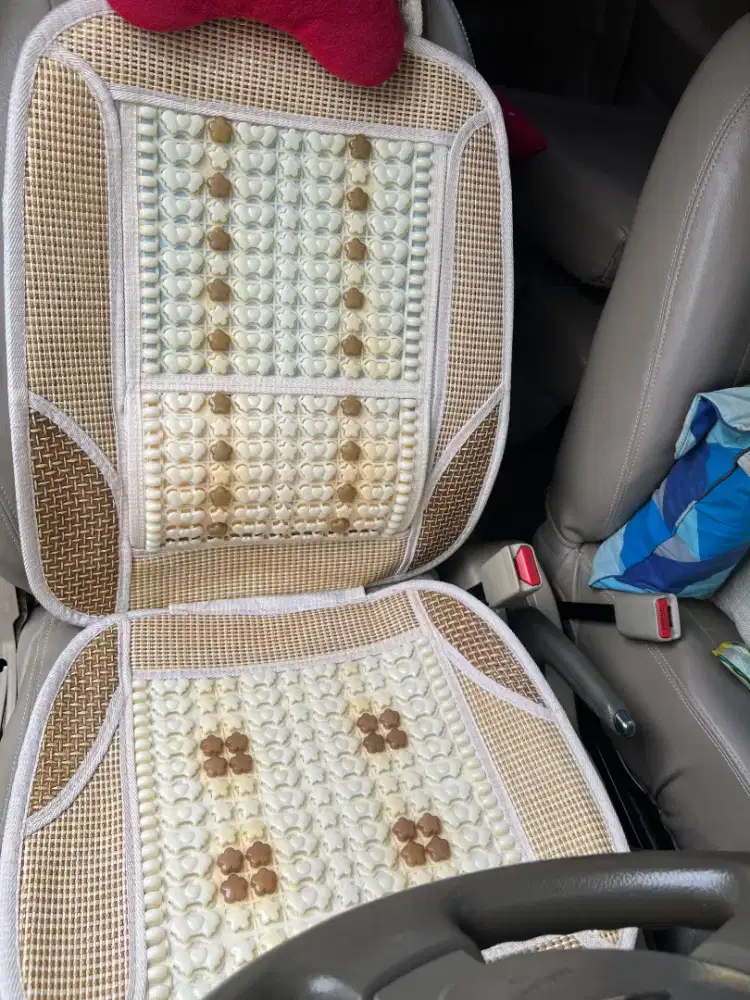 Dudukan refleksi untuk mobil & kursi sofa dirumah istimewa