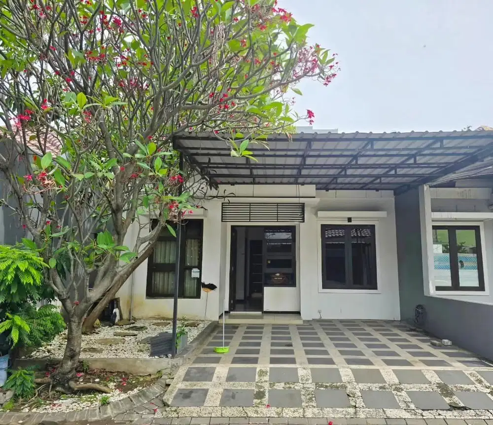 Rmh Royal Ketintang Regency