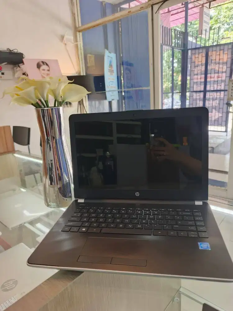 Laptop HP untuk Sekolah Kerja Win Ori