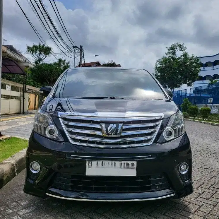 ALPHARD SC 2.4 AT 2014 TDP 10JT