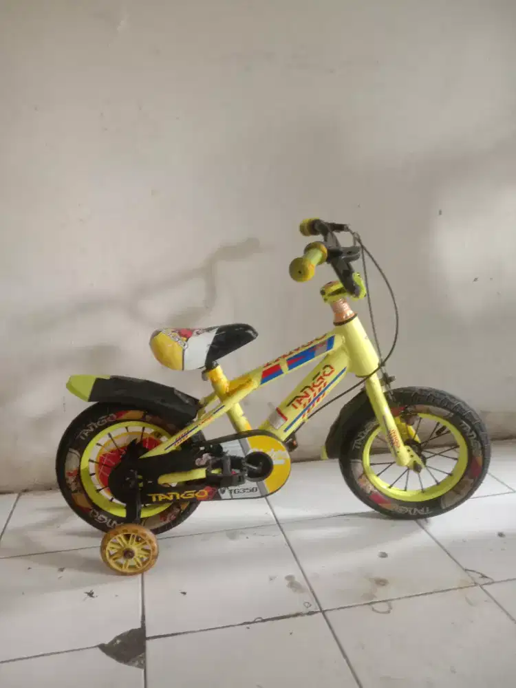 Jual sepeda anak *merk TANGO UK 12