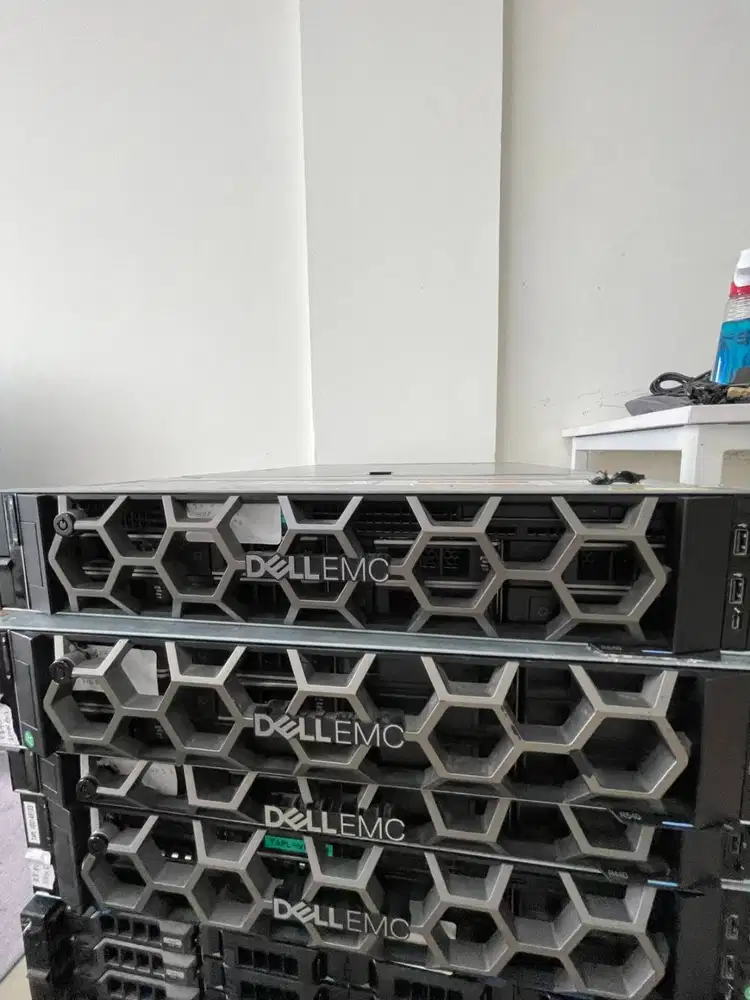 Server Dell R540 2U 8x 3.5” 2x Intel Xeon Silver 4110 RAM 128GB - 2KDL