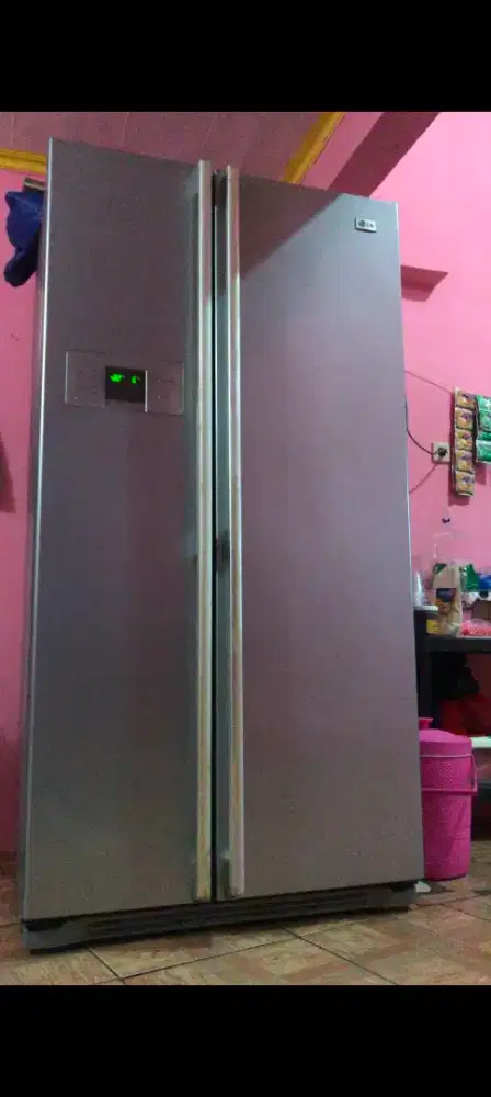 kulkas lemari 2 pintu