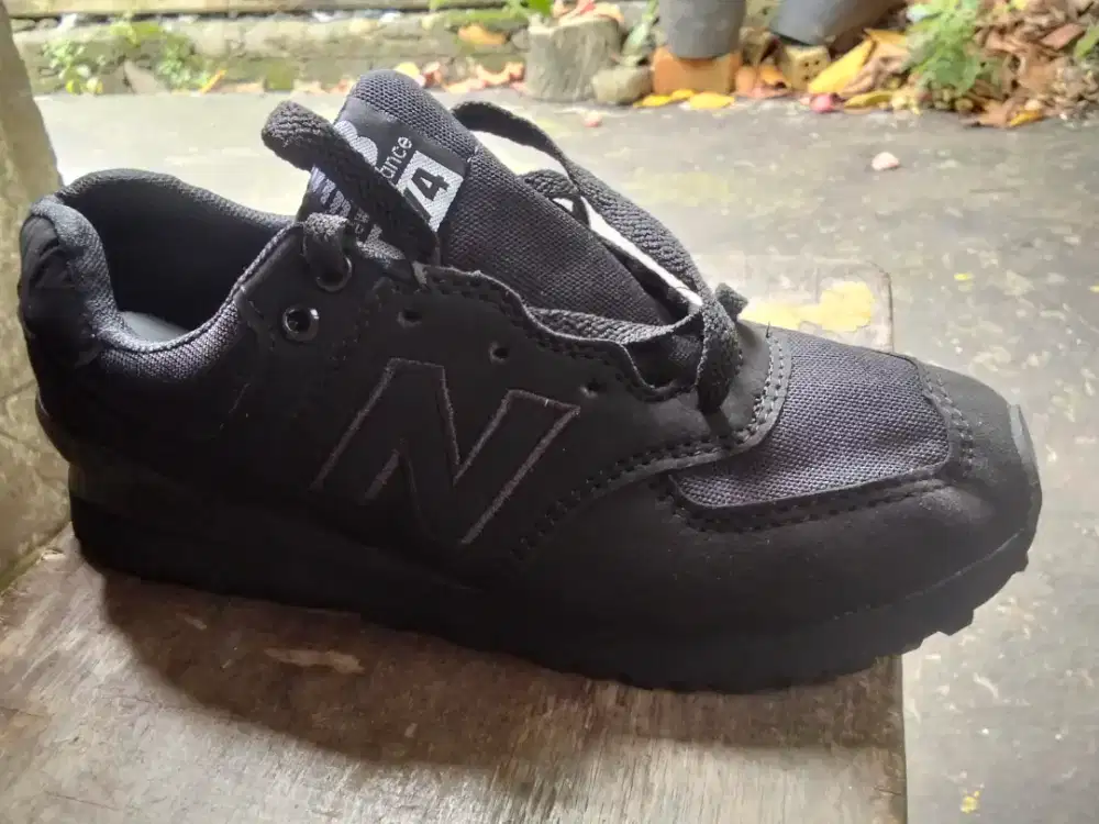 Sepatu Nb premium size 40