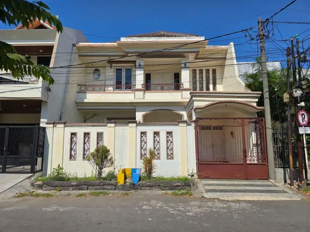 Rumah Dharmahusada Indah Timur  STRATEGIS SIAP HUNI