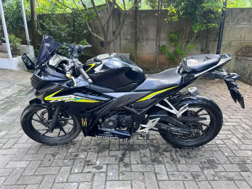 Honda CBR tahun 2016