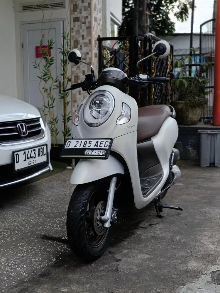 Scoopy prestige tahun 2023 keyless/tt boleh gan cash lebih bagus