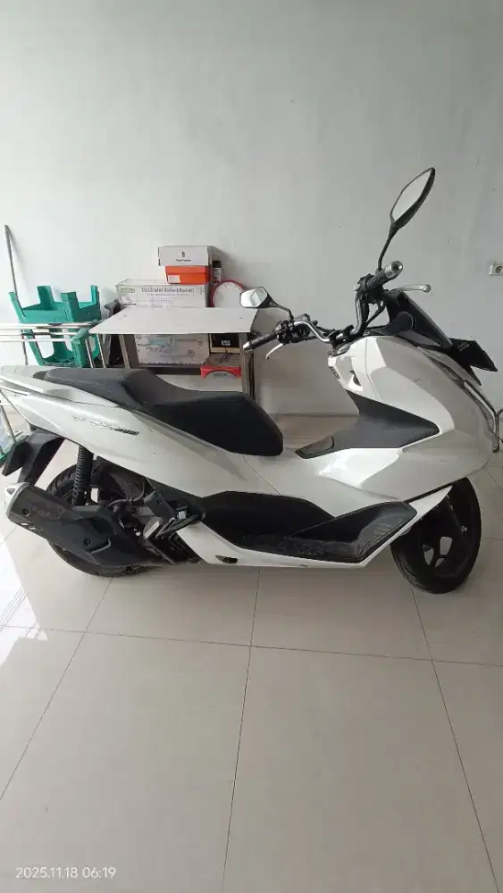 Pcx non abs 2024